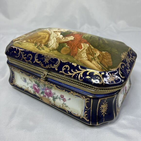 RS Prussia Porcelain Jewelry Trinket Box 10.5" x 7" x 5.5" Reproduction